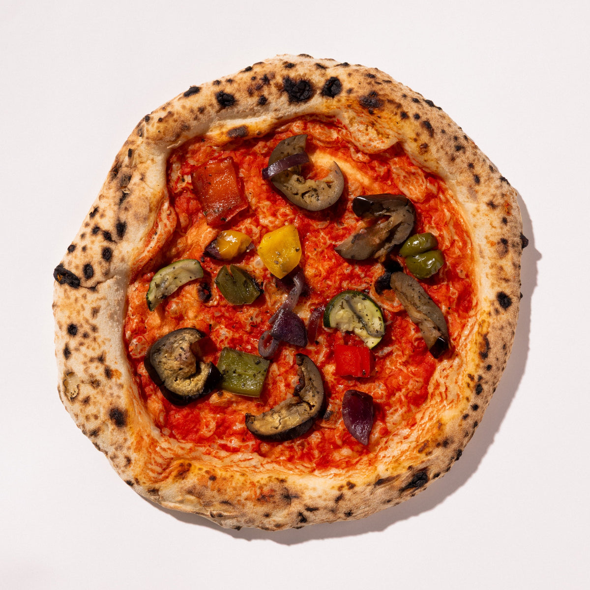 Pizza Mediterran, fertig gebacken